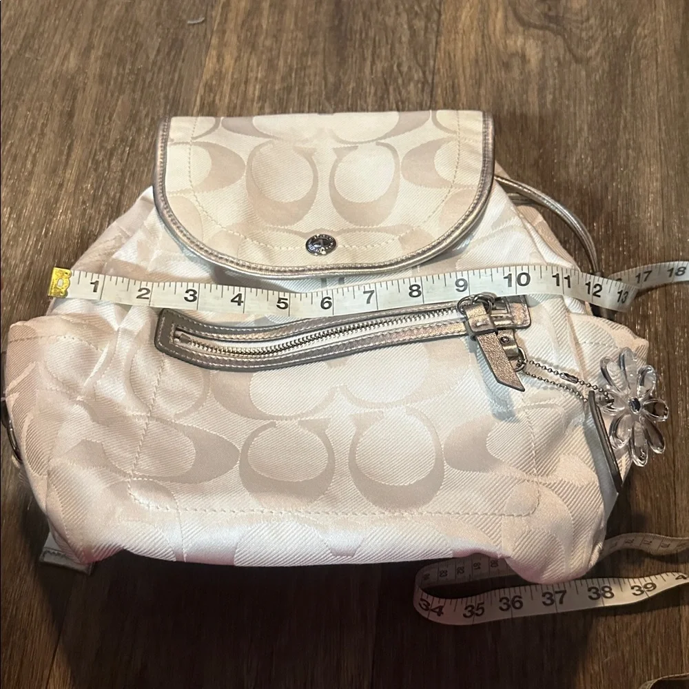 Coach Backpack - Picture 4 of 9